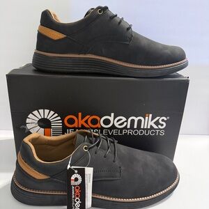 🆕 🖤 Akademiks Men’s Black & Tan Casual Oxford Shoes Size 13 — Modern Comfort